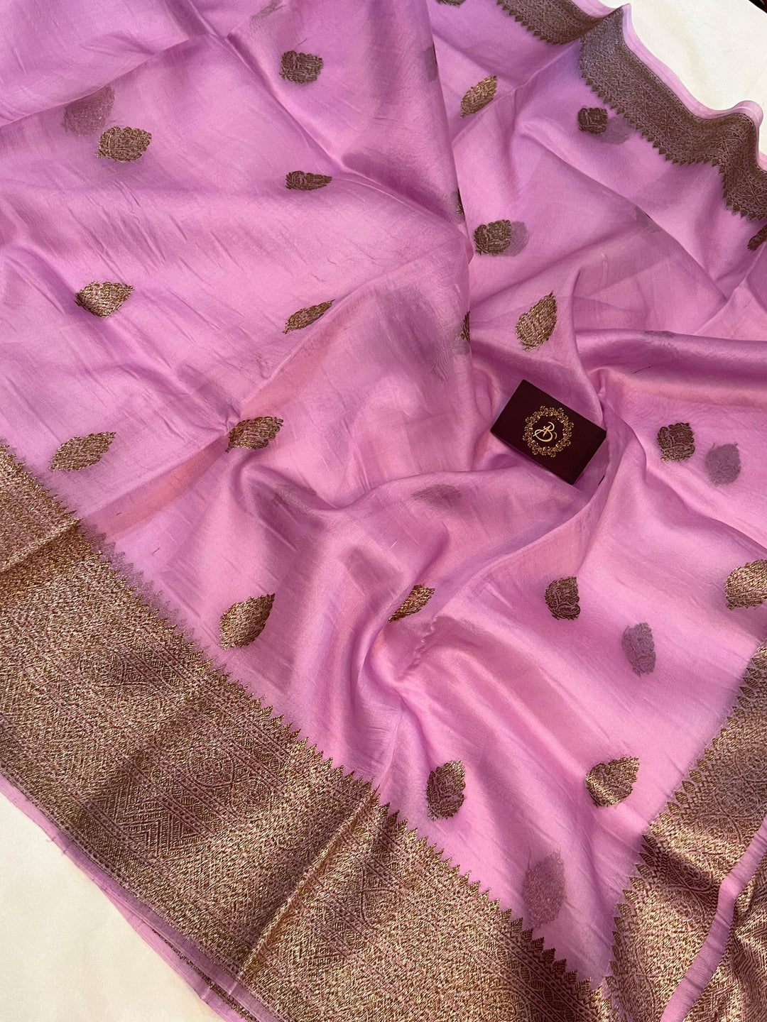 Lavender Banarasi Handloom Kora Silk Saree - Aura Benaras