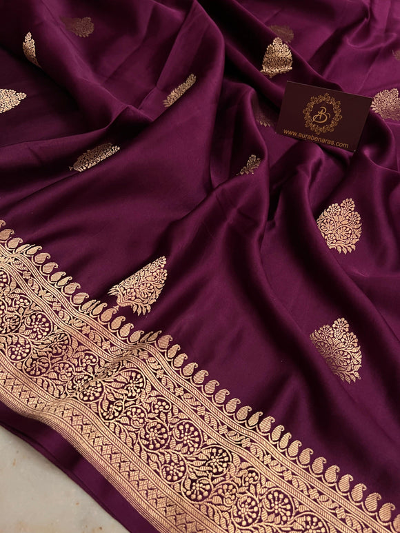 Intricate Kadhwa motifs handwoven on pure silk Mashru Banarasi saree
