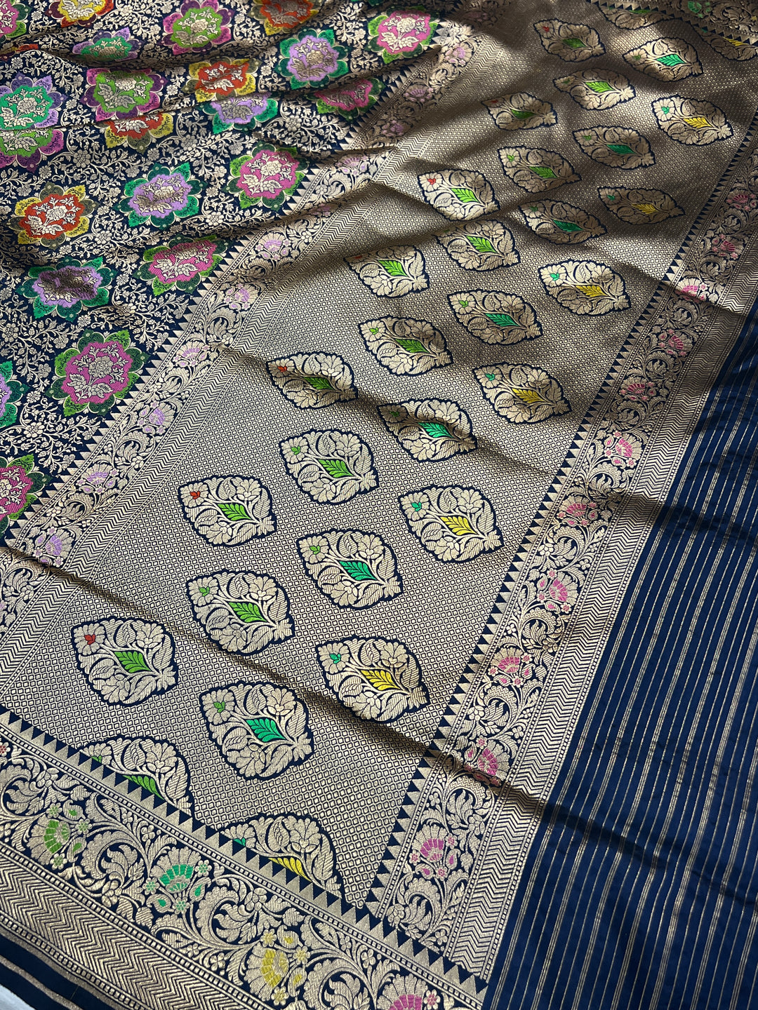 Buy Navy Blue Rangkaat Banarasi Katan Silk Saree - AuraBenaras