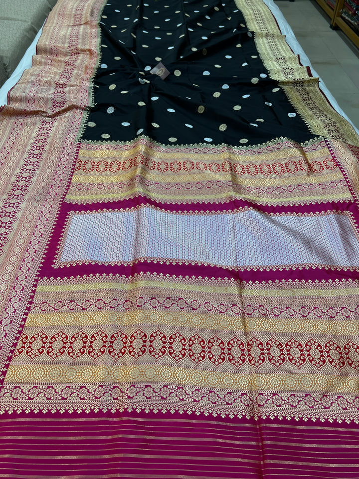 Black  Banarasi Handloom Katan Silk Saree - Aura Benaras