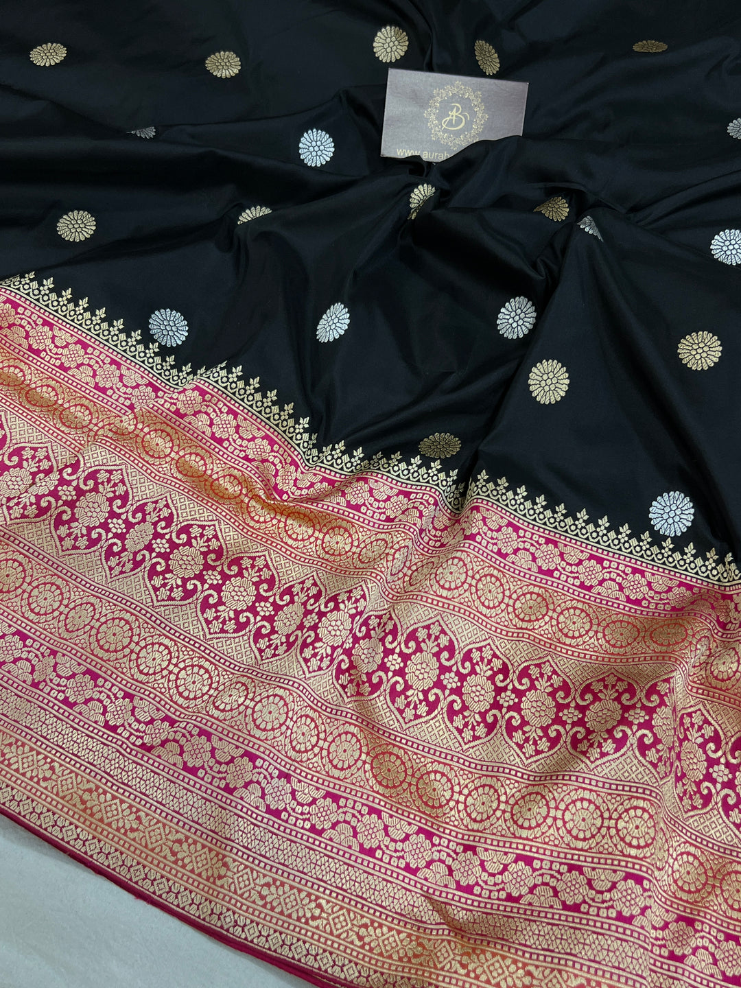 Black  Banarasi Handloom Katan Silk Saree - Aura Benaras