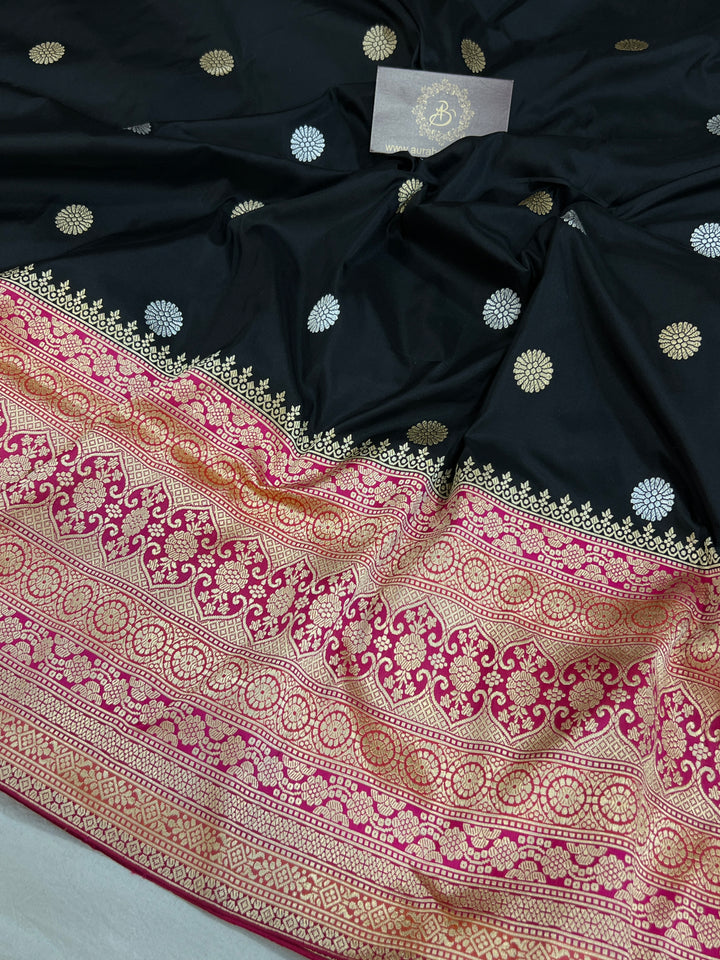 Black  Banarasi Handloom Katan Silk Saree - Aura Benaras