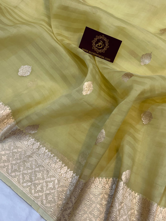 English Yellow Banarasi Handloom Kora Silk Saree - Aura Benaras