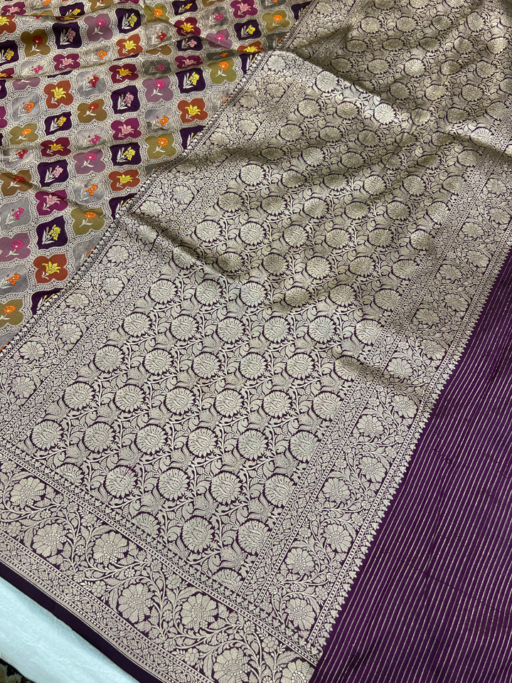 Buy Wine Rangkaat Banarasi Katan Silk Saree - AuraBenaras