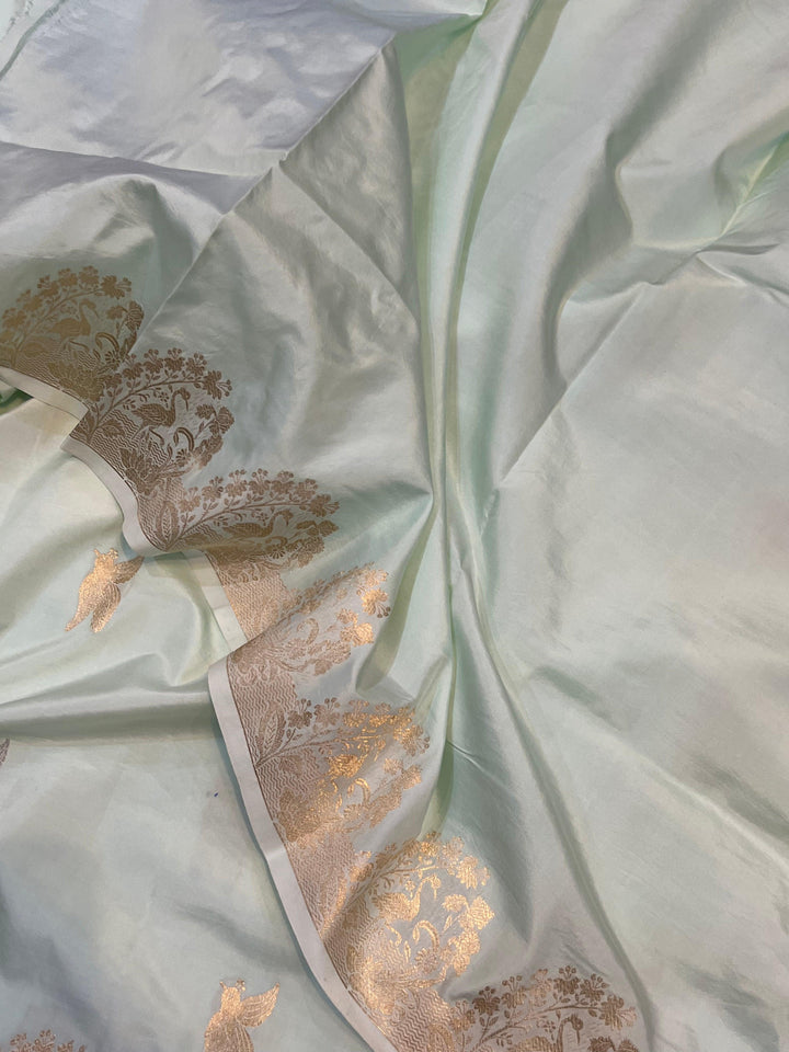 Pale Green Pure Banarasi Handloom Katan Silk Saree - Aura Benaras