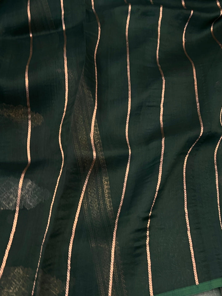 Striped blouse piece included with Banarasi Kora silk saree