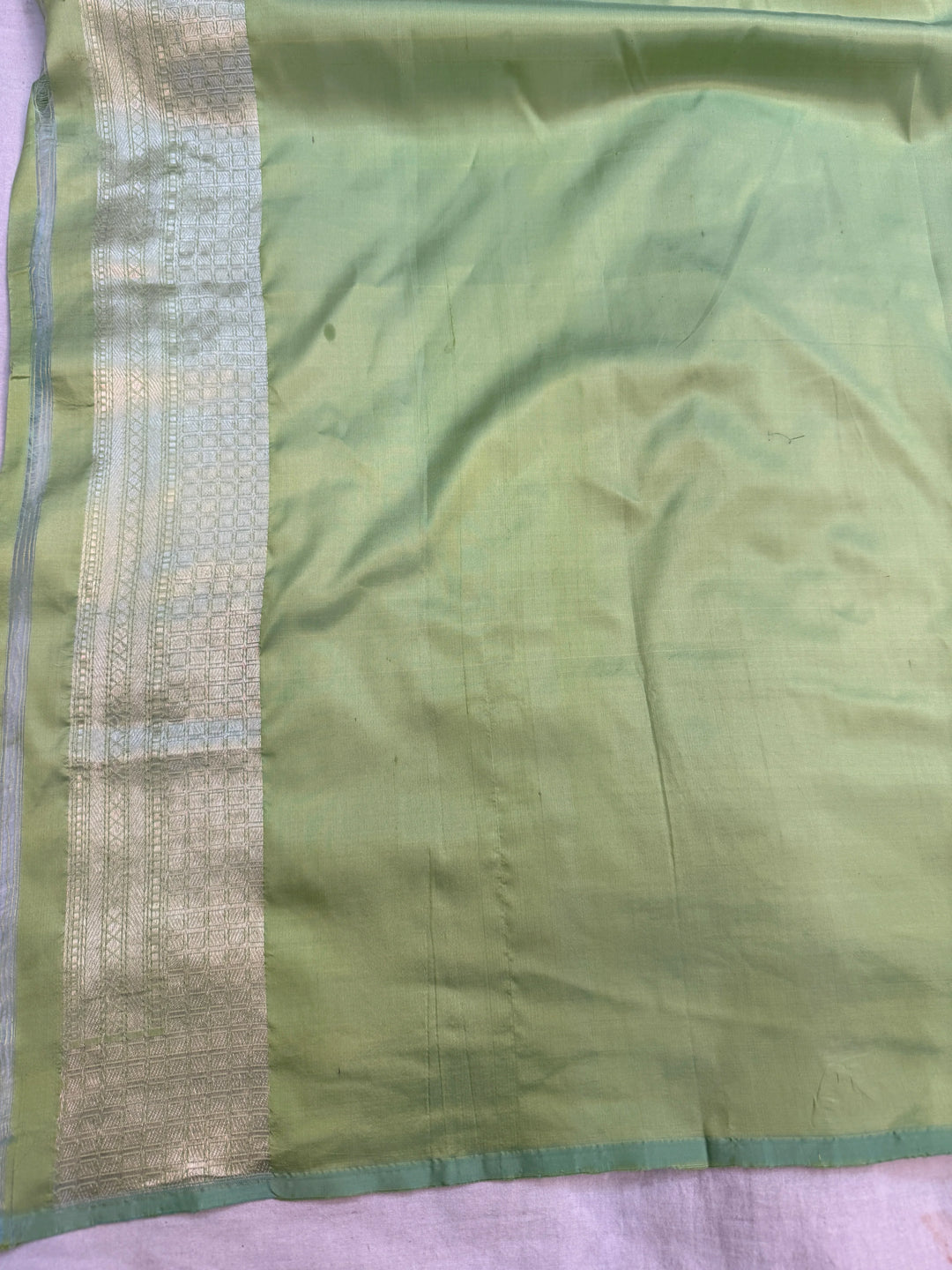 Sea Green Pure Katan silk Handloom Banarasi Saree