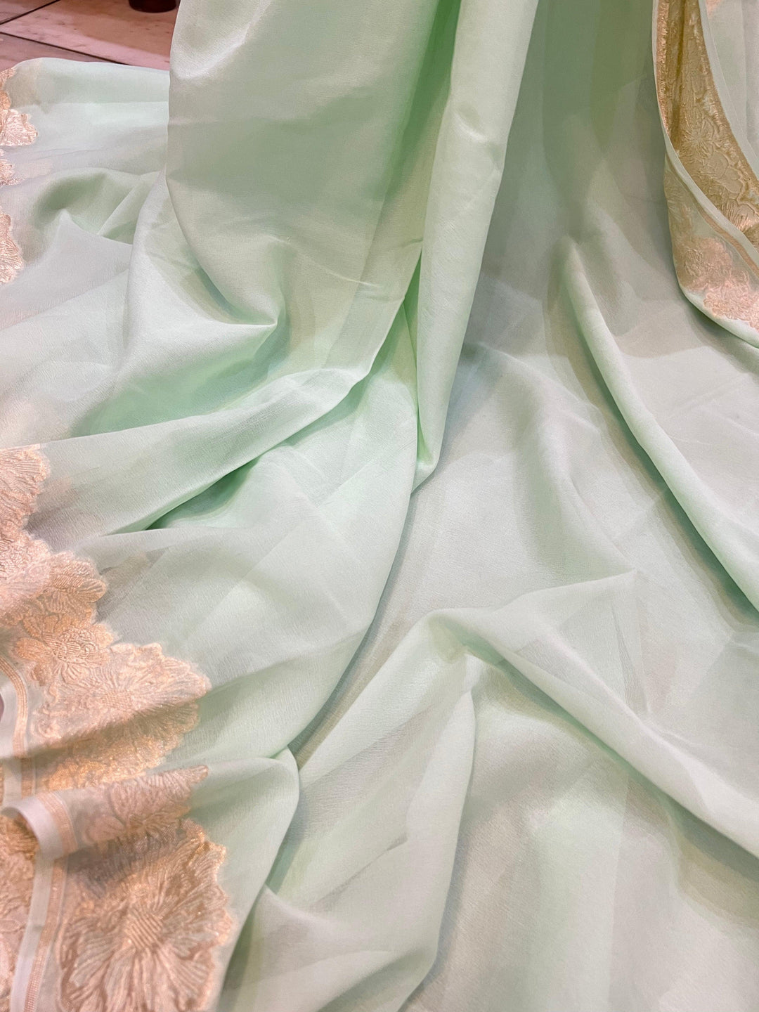 Pastel Pista Green Pure Banarasi Handloom Khaddi Georgette Saree - Aura Benaras