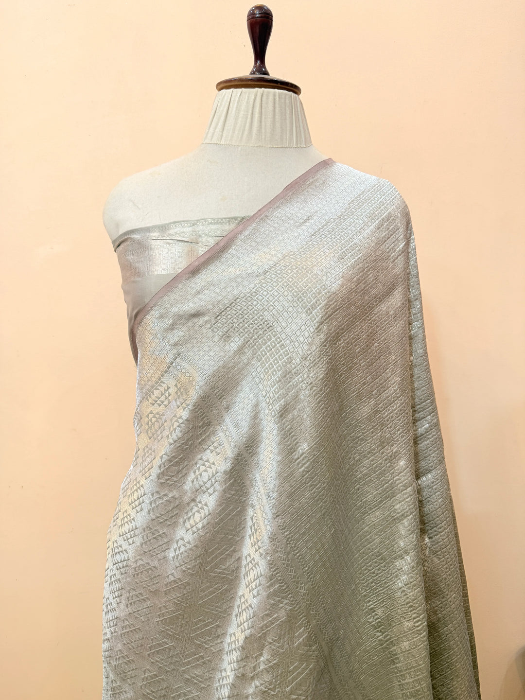 Beige Pure Katan silk Handloom Banarasi Saree