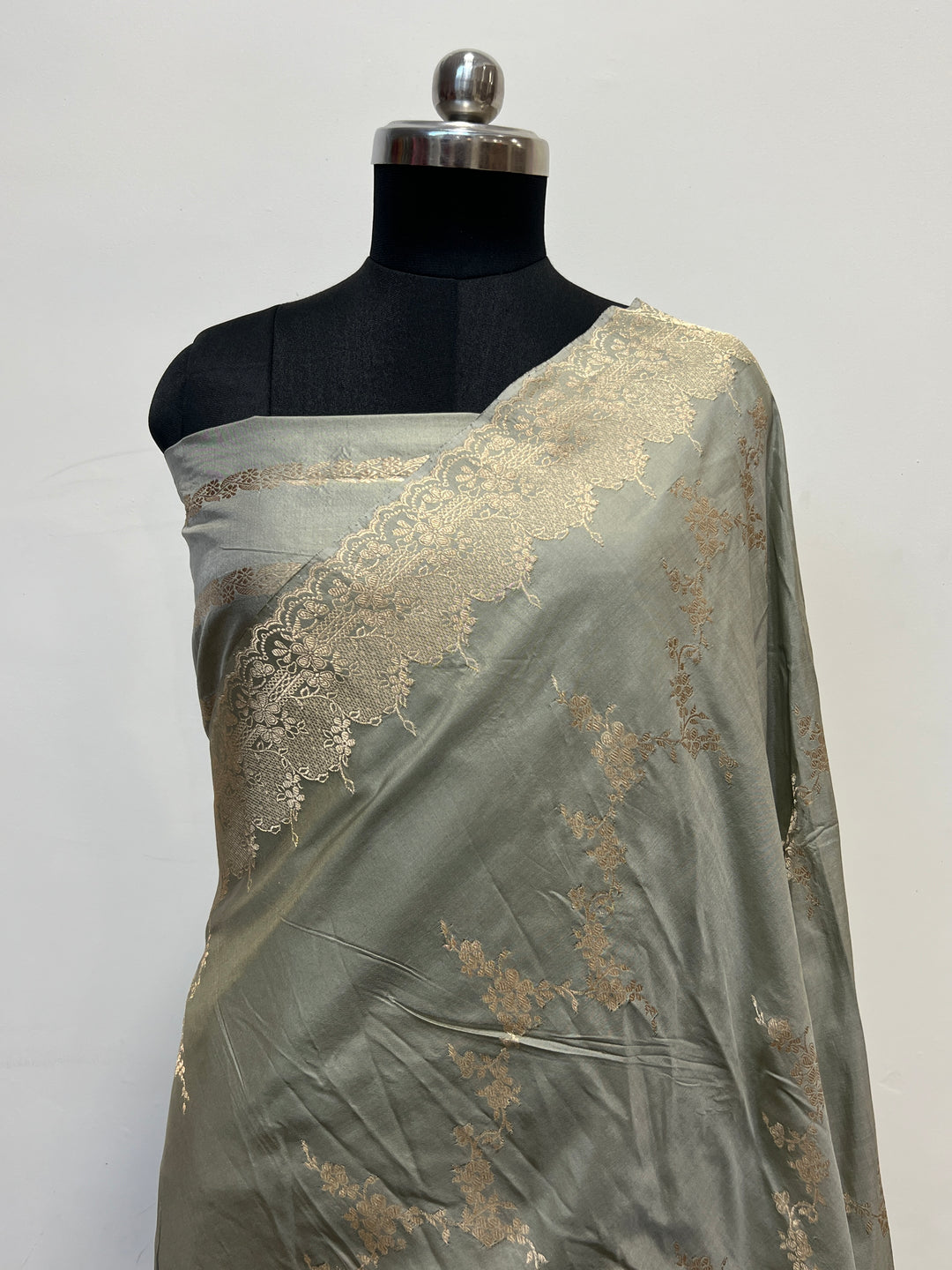 Shop Sage Grey Banarasi Katan Silk Saree – Kadhwa Aada Jaal Meenakari