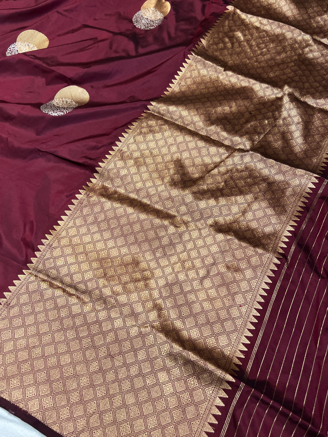 Garnet Pure Katan Silk Banarasi Saree Kadhwa Zari Buta Work