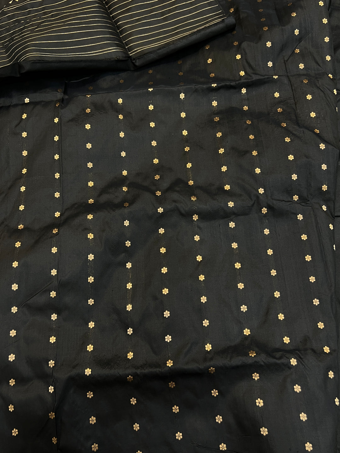Black Pure Katan Silk Banarasi Saree Kadhwa Zari Buta Work