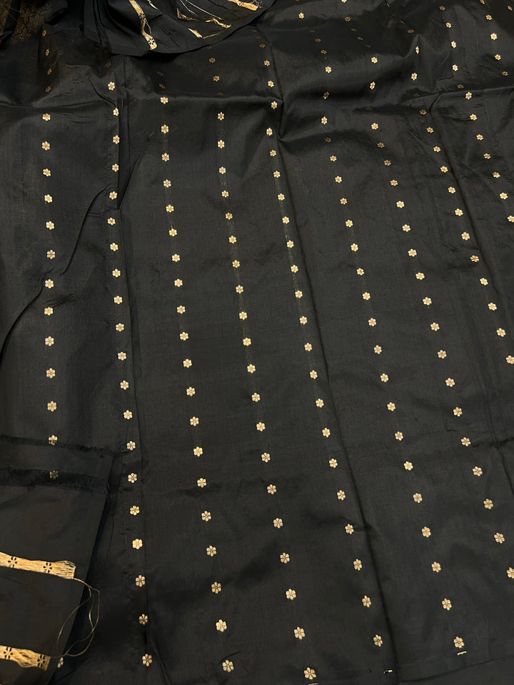 Black Pure Katan Silk Banarasi Saree Kadhwa Zari Buta Work