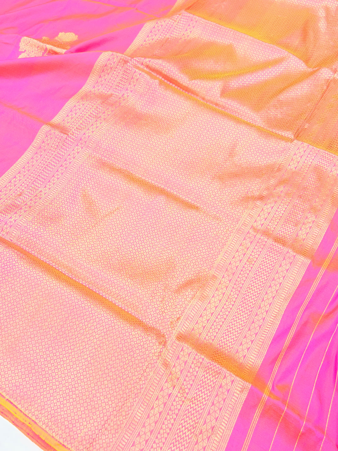 Orangish Pink Pure Katan Silk Banarasi Saree Kadhwa Zari Buta Work