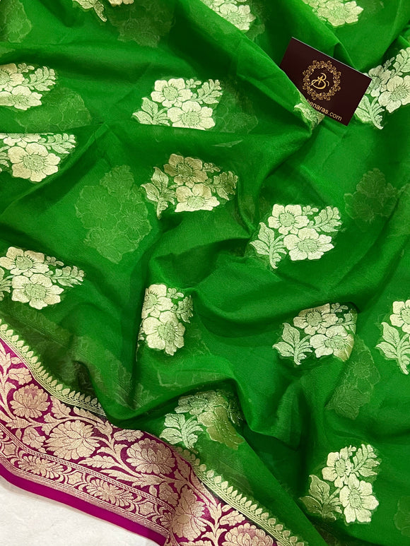 Green Buta Khaddi Georgette Banarasi Handloom Saree - Aura Benaras