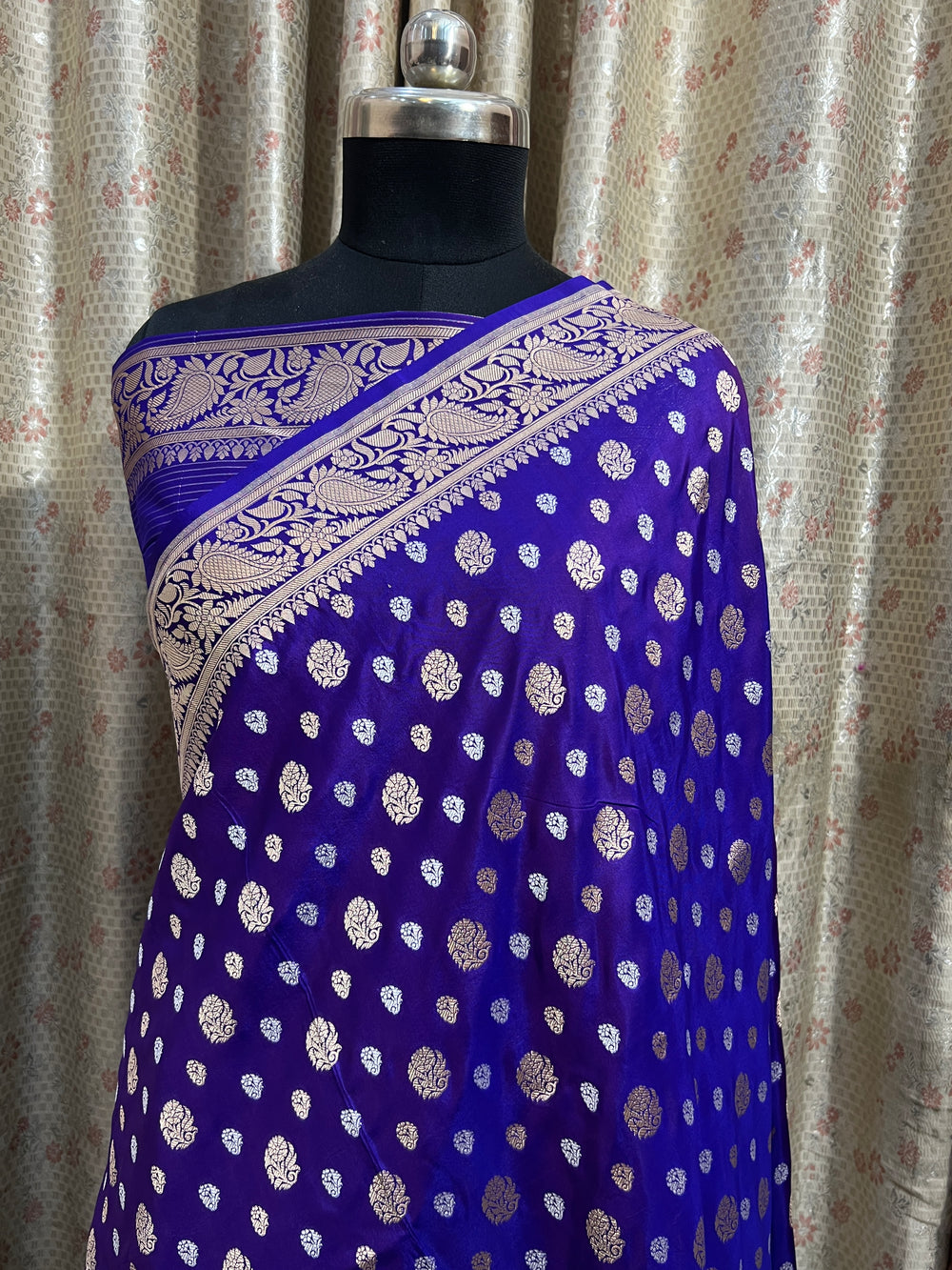 Purple Pure Banarasi Handloom Katan Silk Saree - Aura Benaras