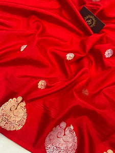 Red Pure Banarasi Handloom Katan Silk Saree - Aura Benaras