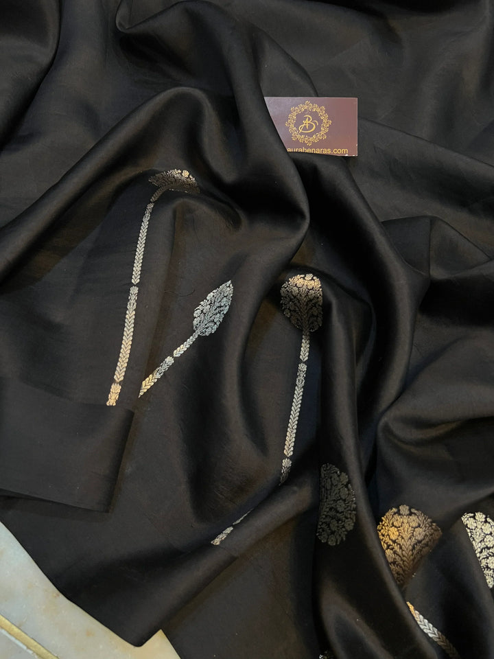 Black Pure Silk Banarasi Plain Saree with Kadhwa Sona Rupa Design 