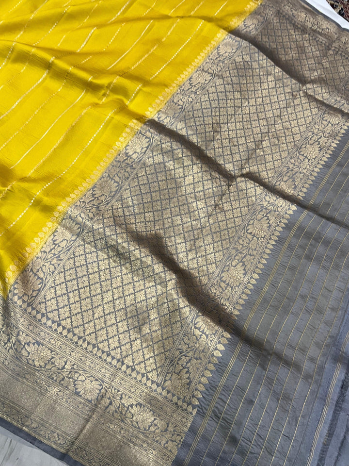 Neon Green Pure Banarasi Handloom Silk Saree - Aura Benaras