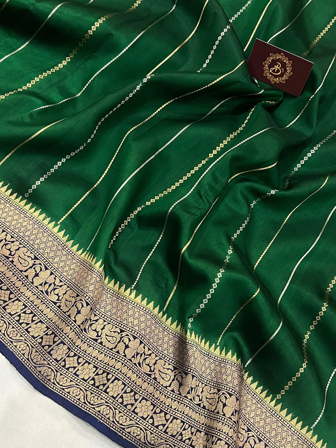 Bottle Green Pure Banarasi Handloom Silk Saree - Aura Benaras