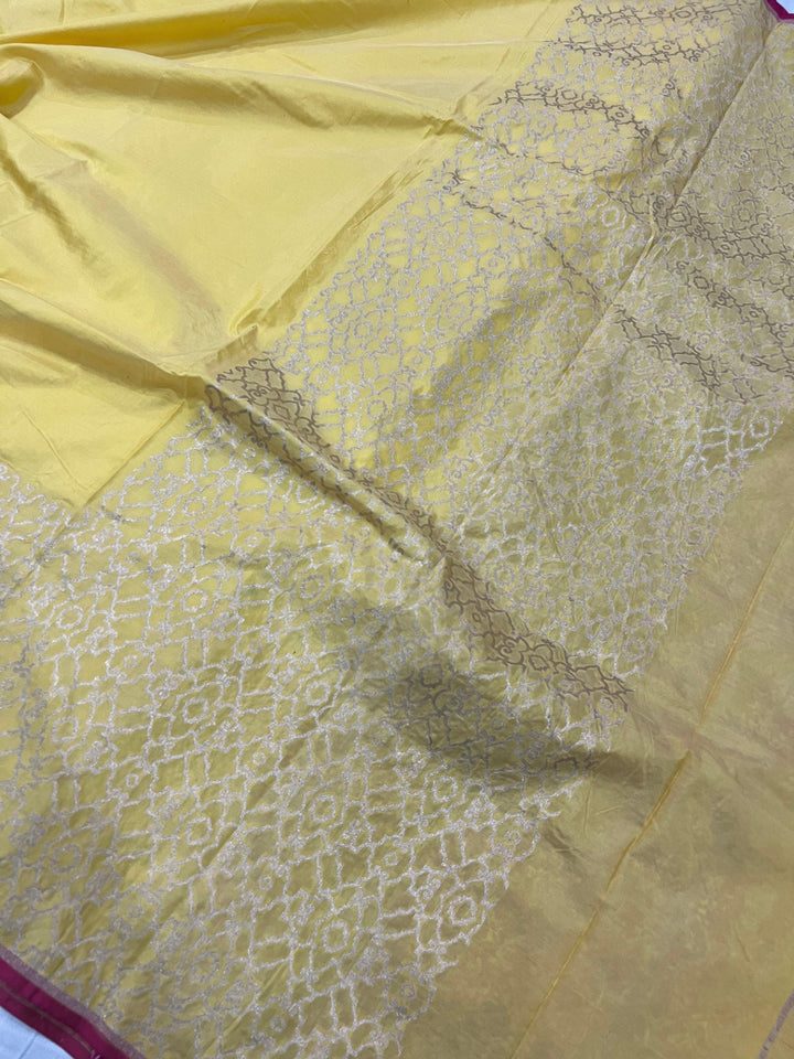 Light Yellow Pure Banarasi Handloom Katan Silk Saree - Aura Benaras