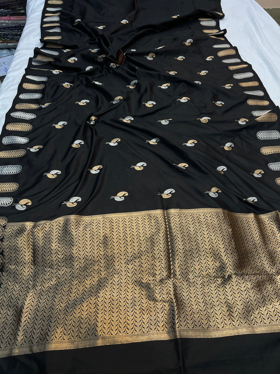 Black Pure Katan Silk Handloom Banarasi Saree