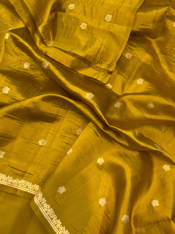 Olive Green Pure Banarasi Handloom Silk Saree - Aura Benaras