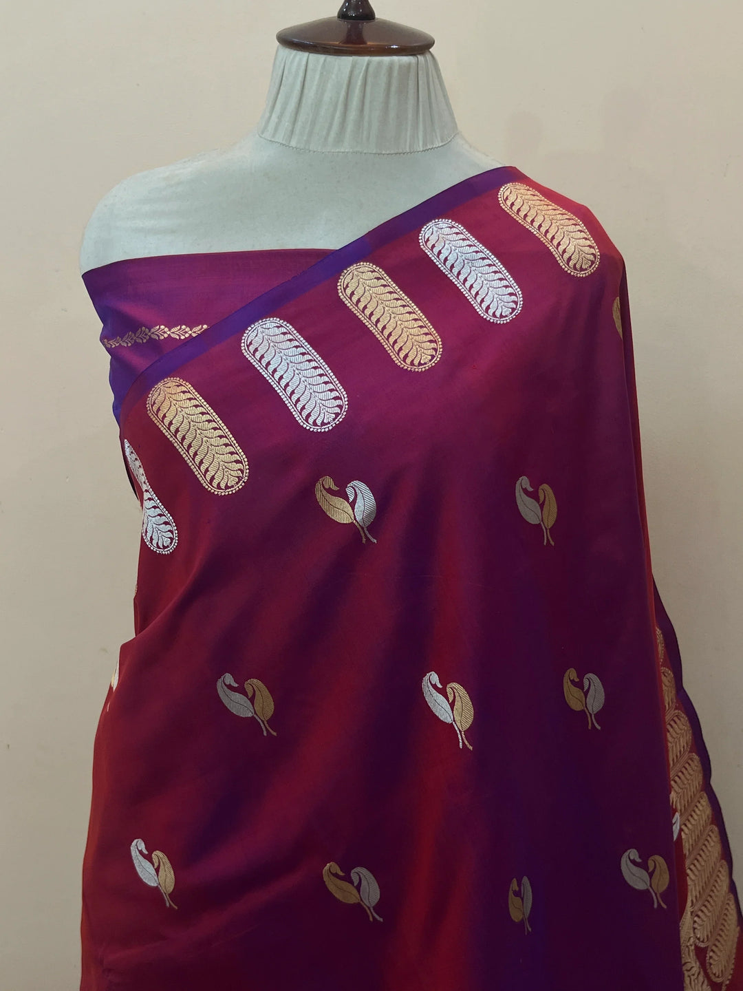 Hibiscus Pure Katan Silk Handloom Banarasi Saree