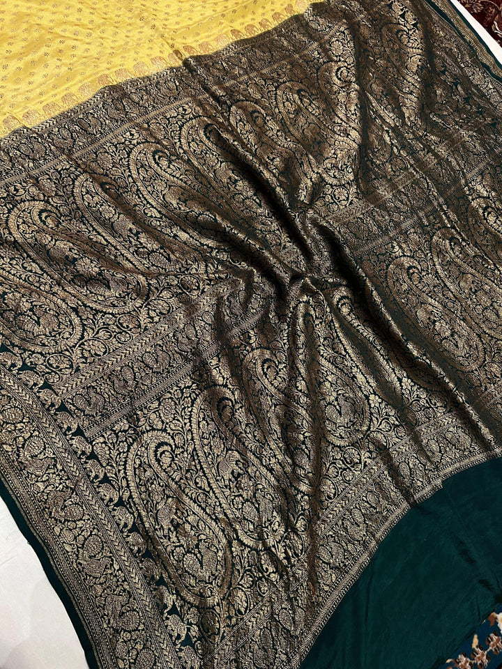 Suphur Spring Pure Banarasi Khaddi Crepe Silk Saree - Aura Benaras