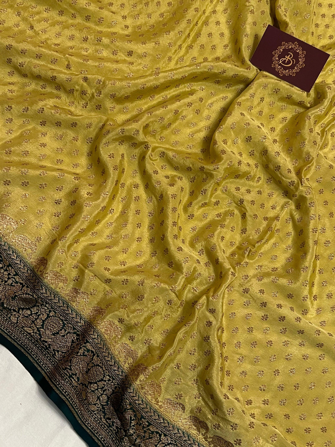 Suphur Spring Pure Banarasi Khaddi Crepe Silk Saree - Aura Benaras