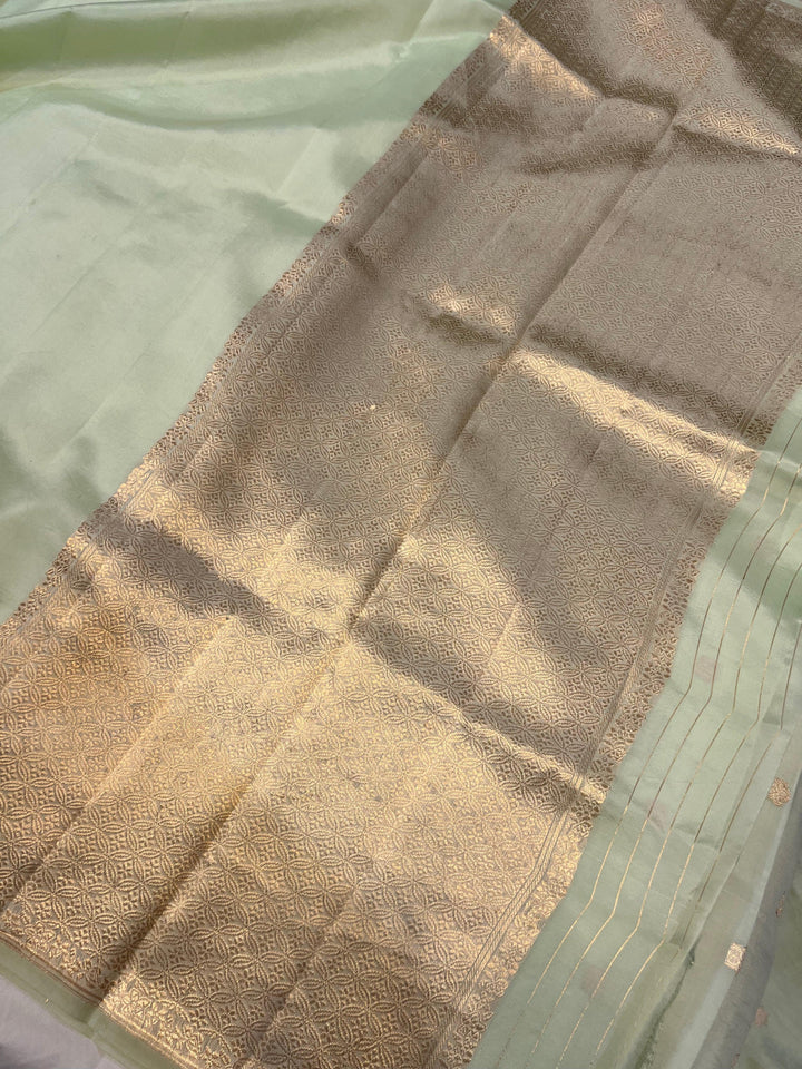 Pista Green Pure Banarasi Handloom Silk Saree - Aura Benaras
