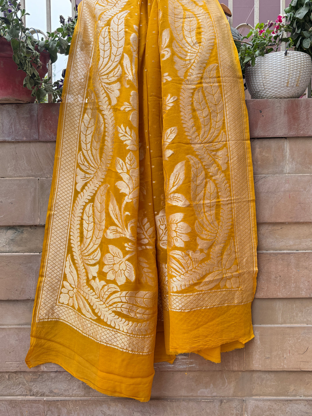 Yellow Pure Banarasi Handloom Georgette Dupatta