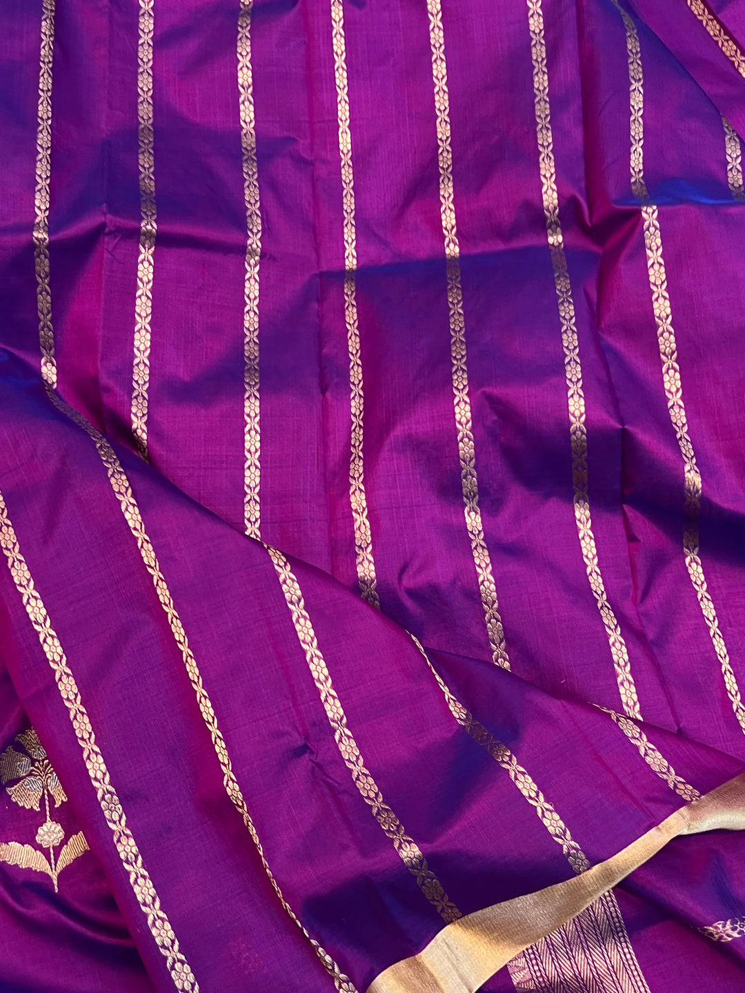 Purple Pure Katan Silk Handloom Banarasi Saree