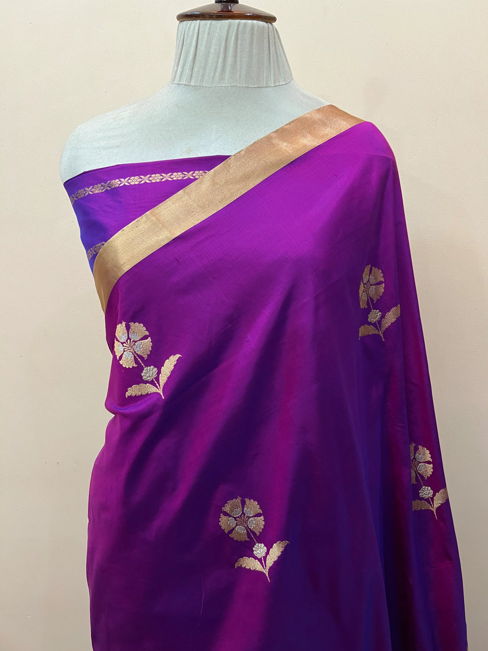 Purple Pure Katan Silk Handloom Banarasi Saree