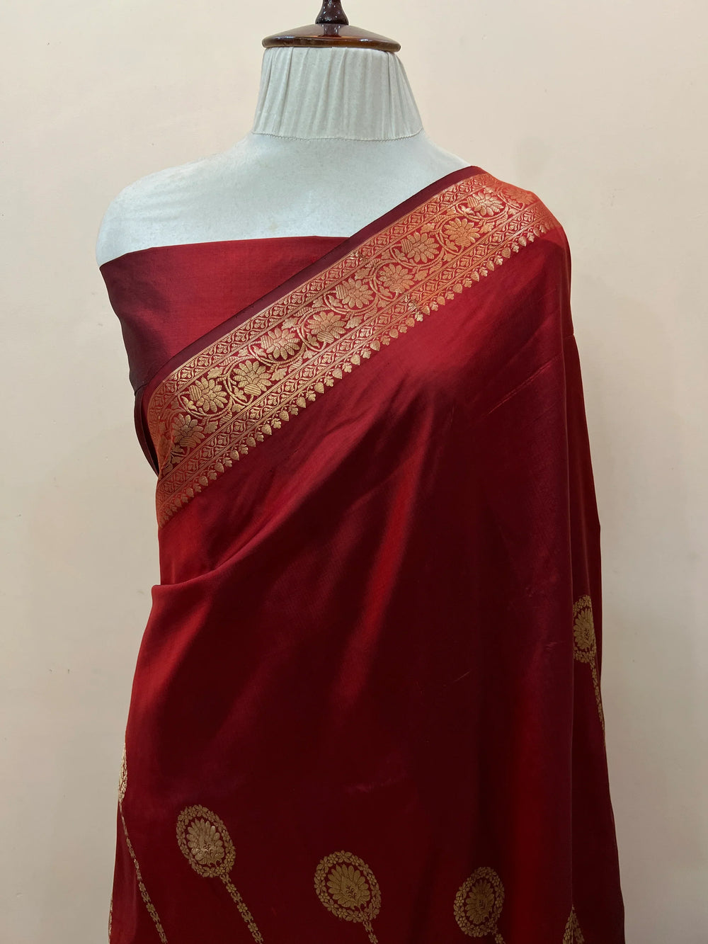Maroon Pure Katan Silk Handloom Banarasi Saree