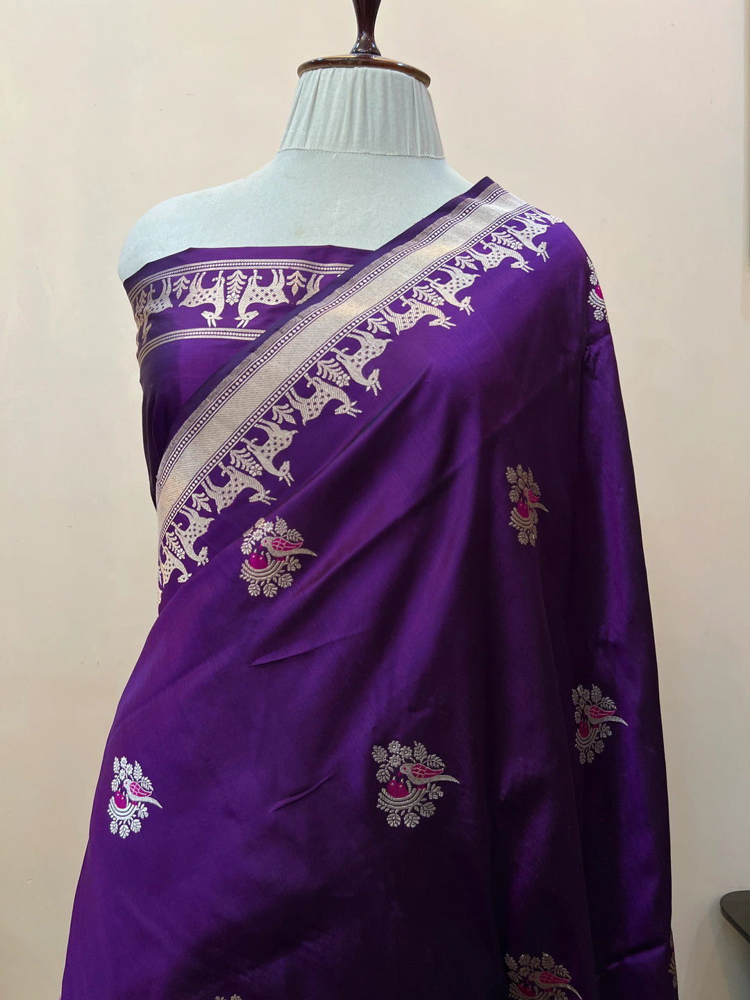 Deep Purple Pure Katan Silk Handloom Banarasi Saree