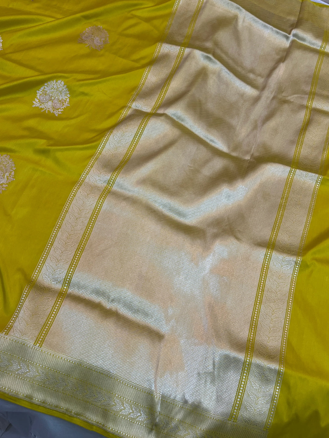 Yellow Pure Katan Silk Handloom Banarasi Saree