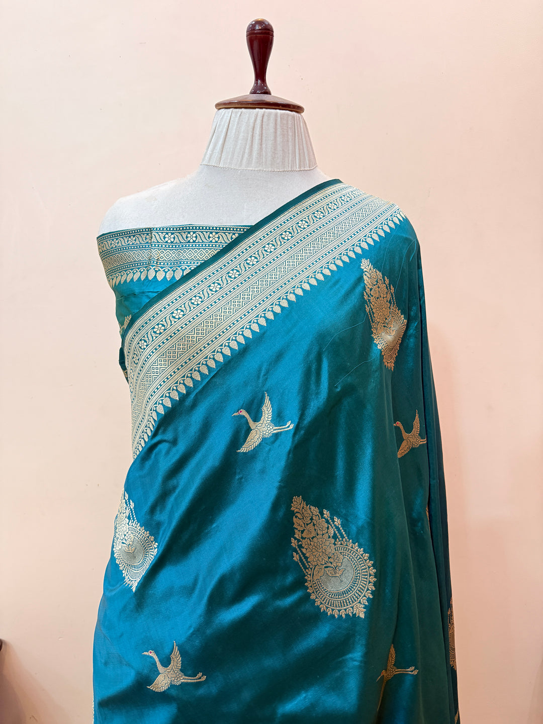 Buy Rama Green Banarasi Handloom Katan Silk Saree 