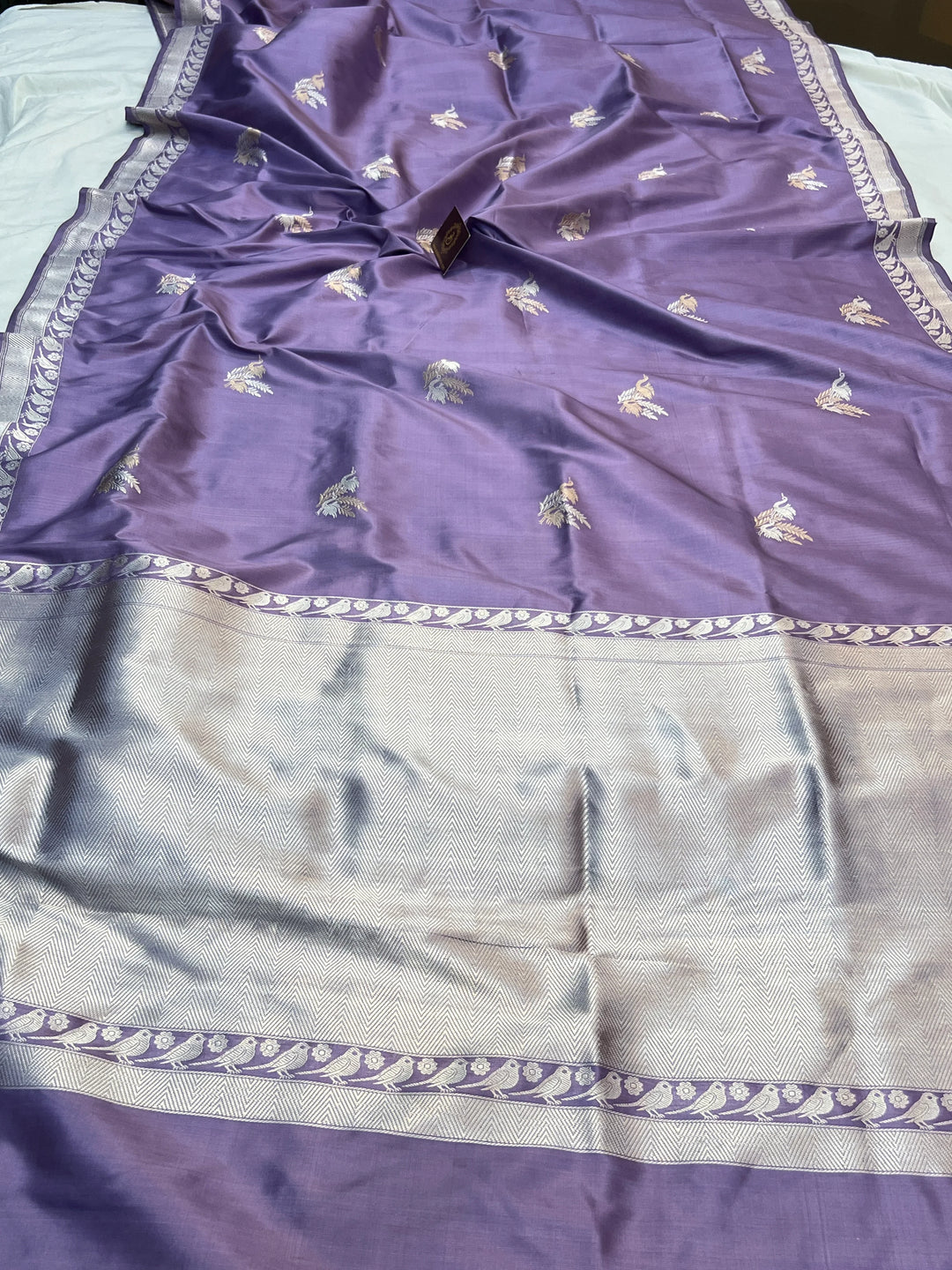 Lavender Pure Katan Silk Handloom Banarasi Saree