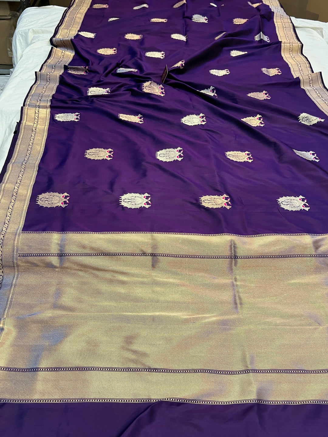 Deep Purple Pure Katan Silk Handloom Banarasi Saree