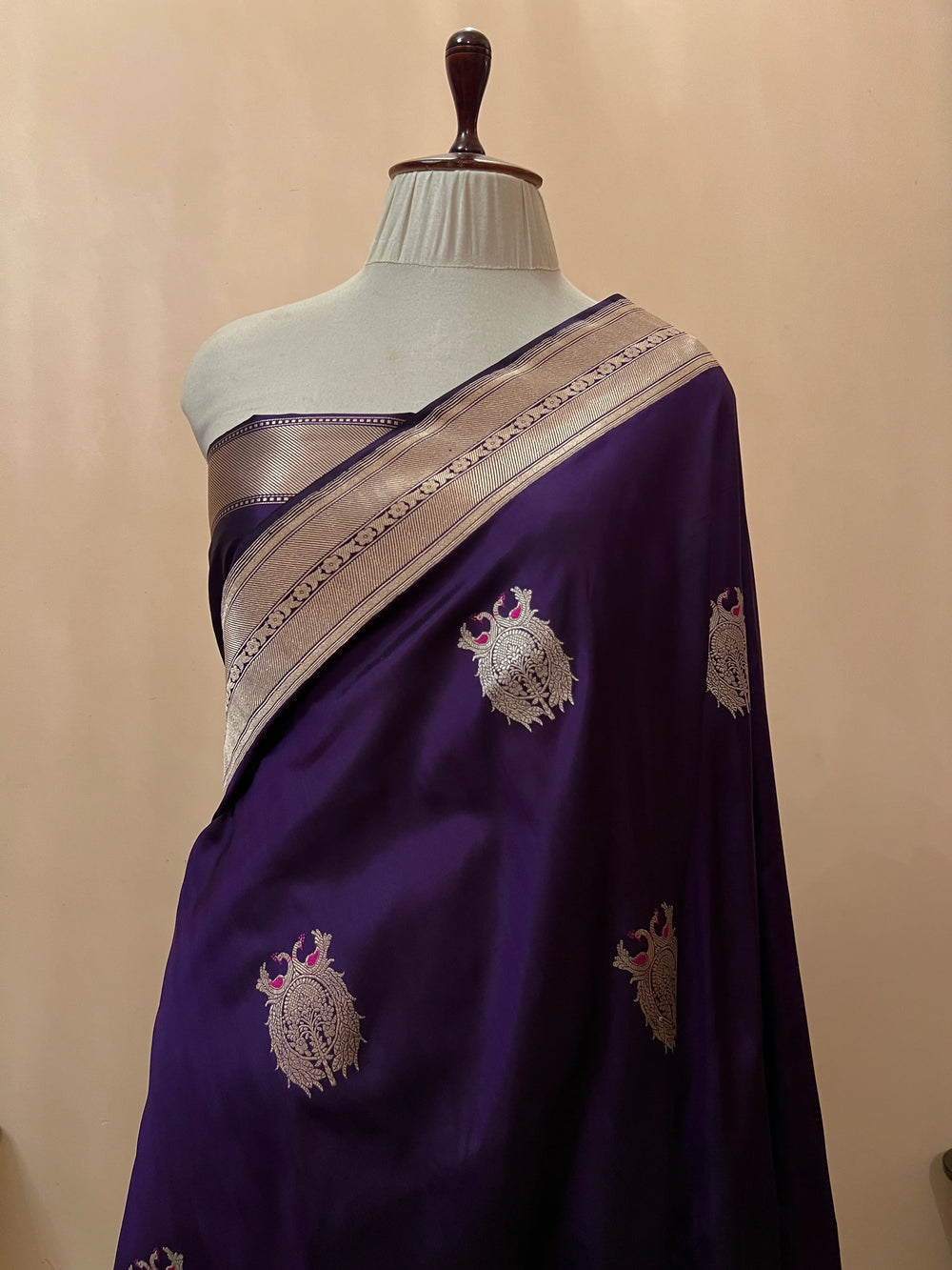 Deep Purple Pure Katan Silk Handloom Banarasi Saree