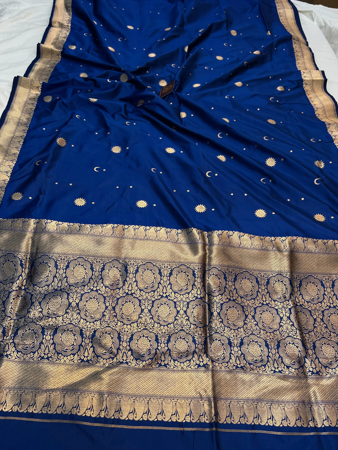 Royal Blue Pure Katan Silk Handloom Banarasi Saree