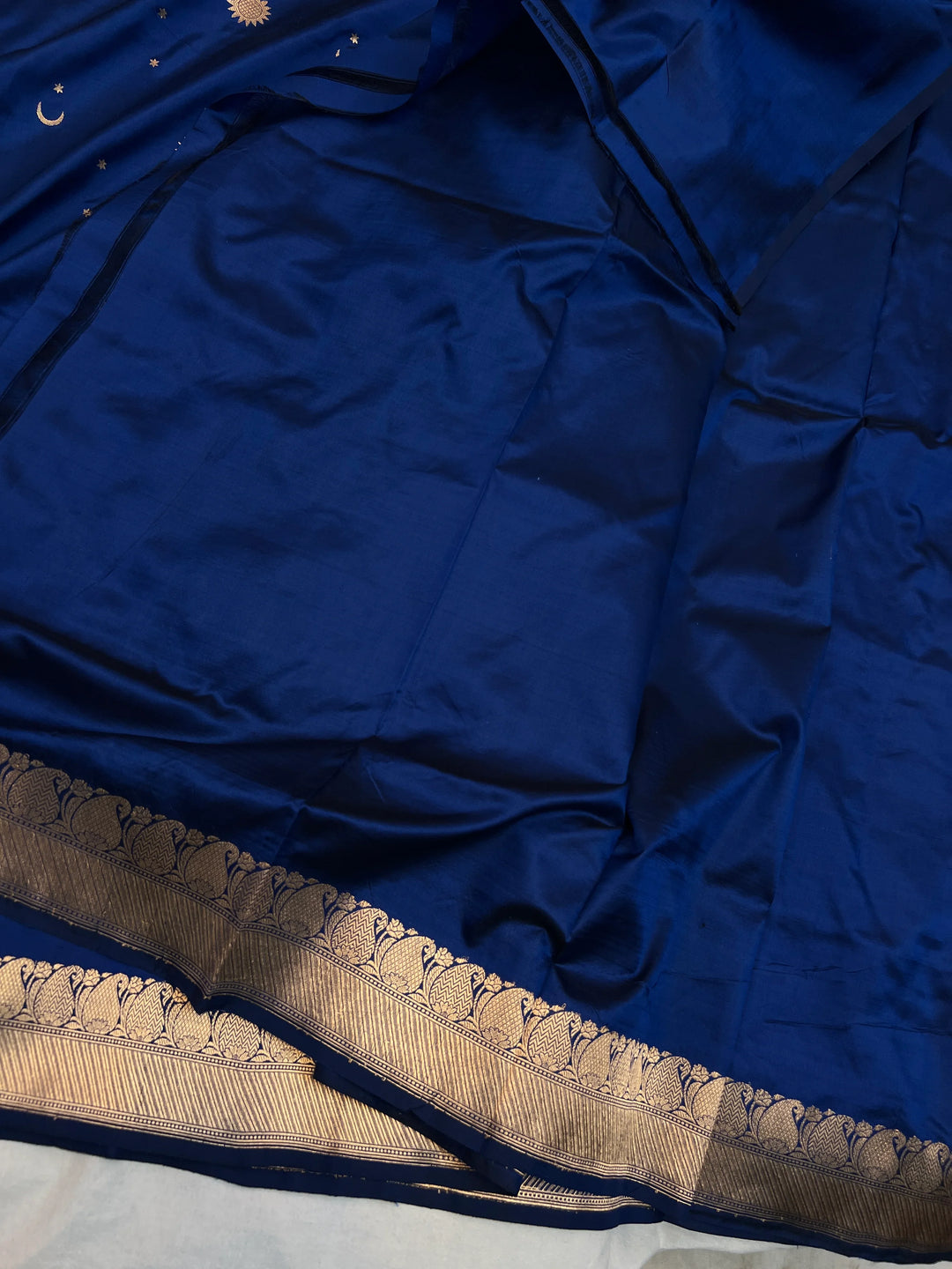 Royal Blue Pure Katan Silk Handloom Banarasi Saree