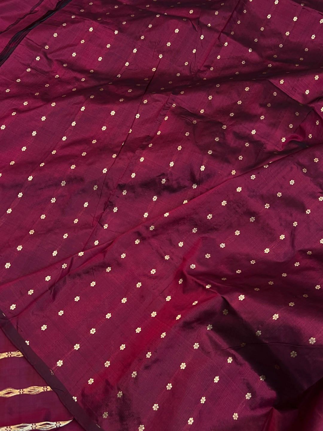 Hibiscus Pure Banarasi Handloom Katan Silk Saree