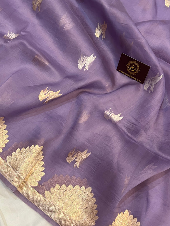 Lavender Banarasi Handloom Kora Silk Saree - Aura Benaras