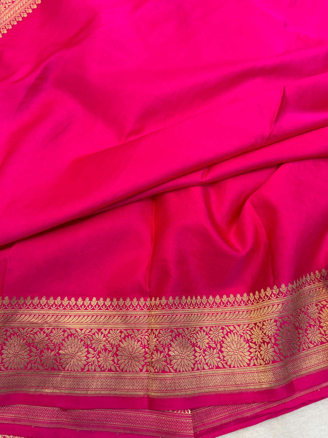 Rani Pink Pure Mashru Silk Handloom Banarasi Saree