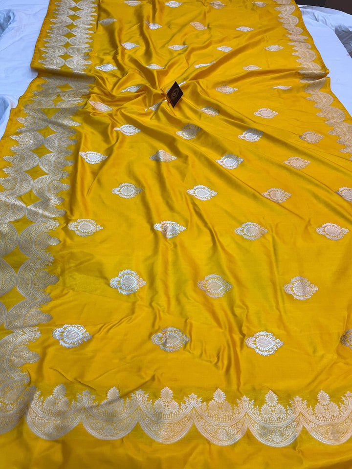 Yellow Pure Katan Silk Handloom Banarasi Saree