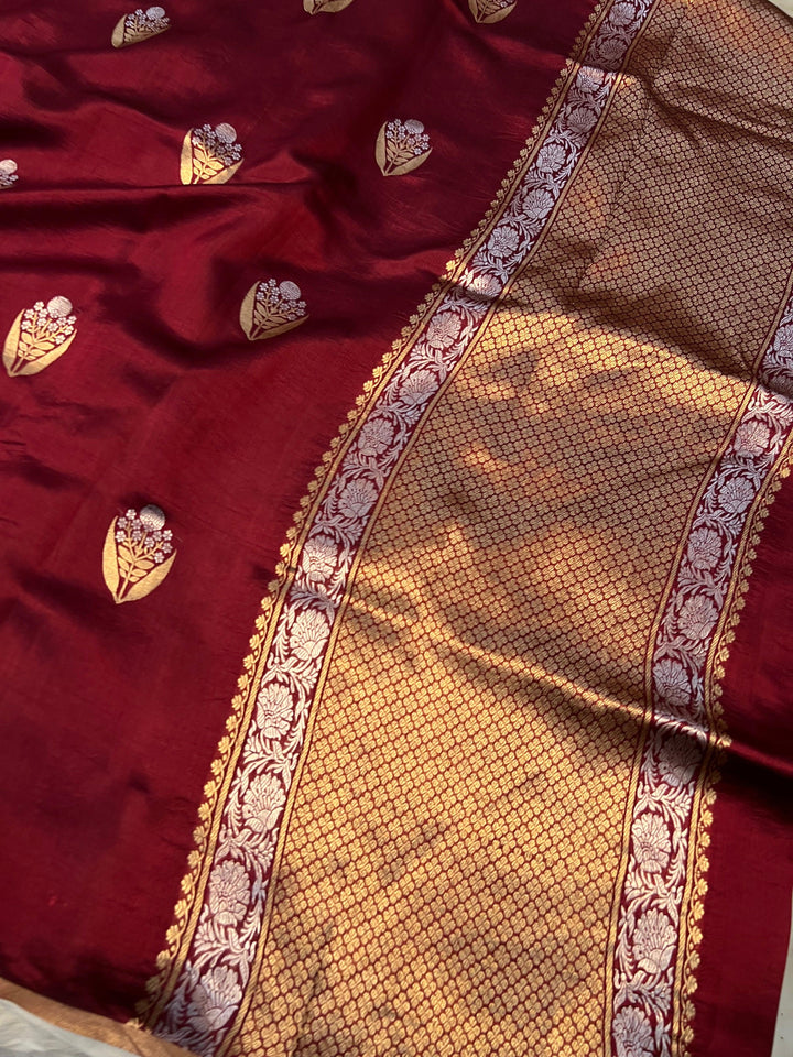 Pure silk handloom Banarasi saree with Kadhwa Sona Rupa motifs and borderless design.