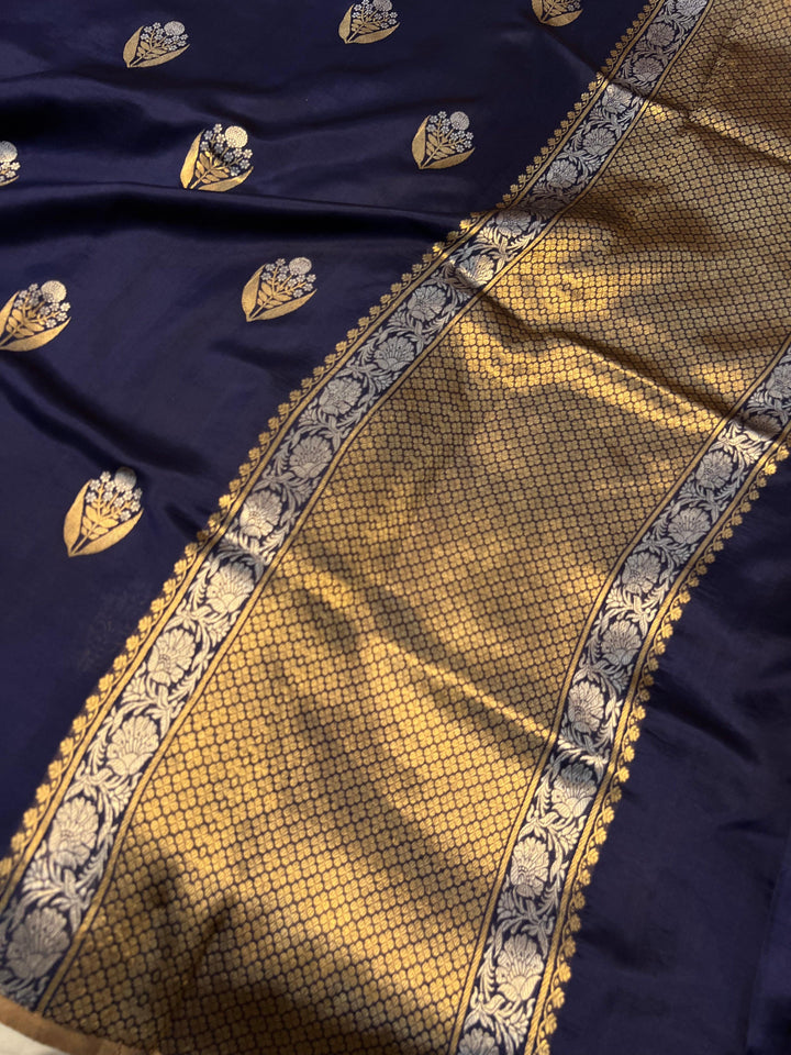 Pure silk handloom Banarasi saree with Kadhwa Sona Rupa motifs and borderless design.