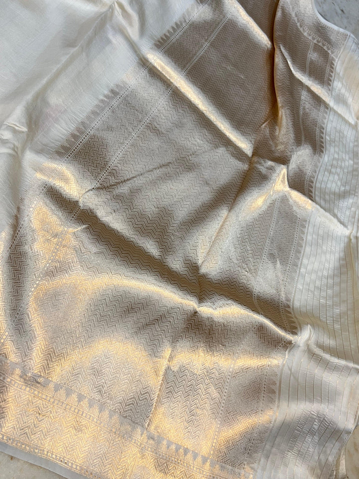 Cream Pure Banarasi Handloom Silk Saree - Aura Benaras